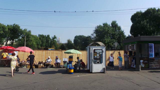 На Контрактовой площади в центре Киева началась масштабная реконструкция 01