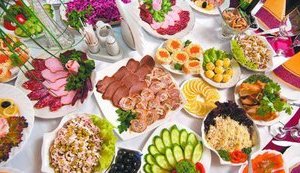 Стоимость новогоднего стола в Украине выросла на 20%