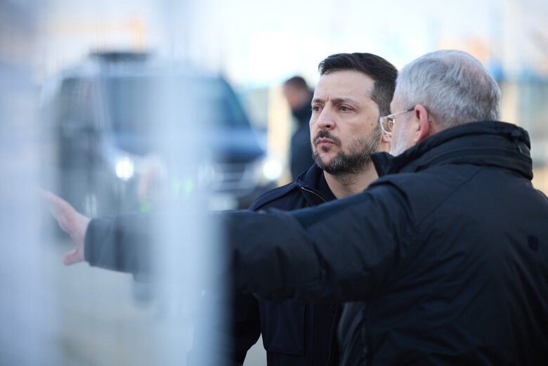 Володимир Зеленський відвідав Хмельницьку атомну електростанцію 13 лютого