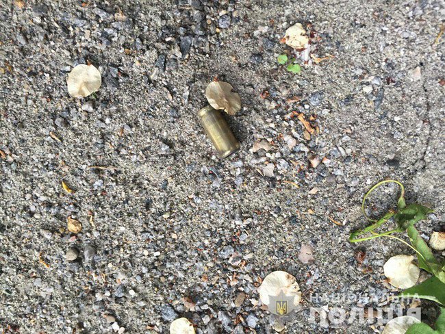 У Дніпрі 15-річний підліток відкрив вогонь із травматичного пістолета по автомобілях і людях: Тобі п#зда буде! Іди сюди нах#й! 01