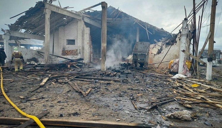 Доба на Сумщині: троє поранених та пошкоджена інфраструктура. ФОТО