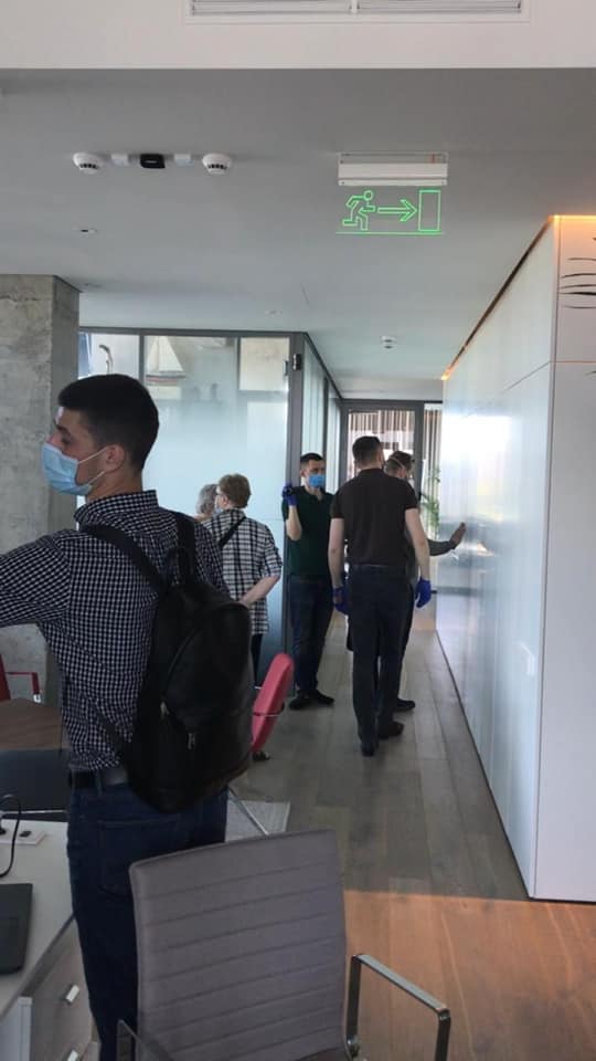 Богдан сделал вместе Зеленского в ответ на обыски ГБР у его партнера Вавриша 02