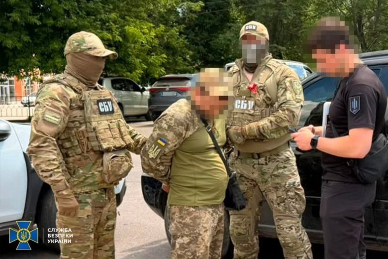 СБУ, ГБР и Нацполиция задержали организаторов схем для уклонистов