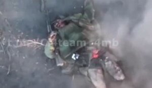 Два с половиной десятка россиян подыхают на поле боя. ВИДЕО 18+