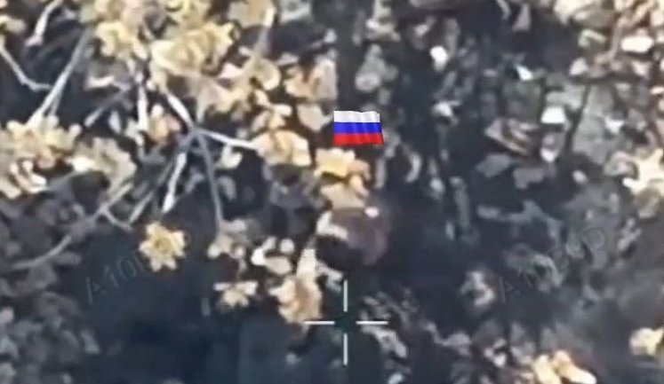 Two FPV strikes and knife to throat: Russian invader committed suicide on battlefield. VIDEO