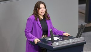 Німецька депутатка Бекер стала свідком масштабного обстрілу Львова, проте продовжує виступати проти постачань озброєнь Україні