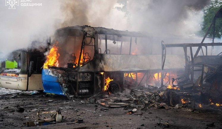 "Russian leadership has lost its mind because of war," Zelenskyy said in response to Russia’s overnight strikes on civilian targets in Ukraine. PHOTOS