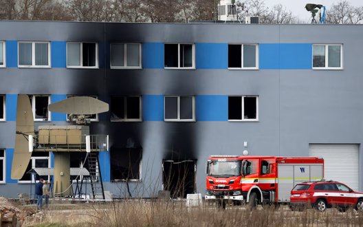 Трьох підозрюваних у підпалі оборонного заводу в Чехії заарештували