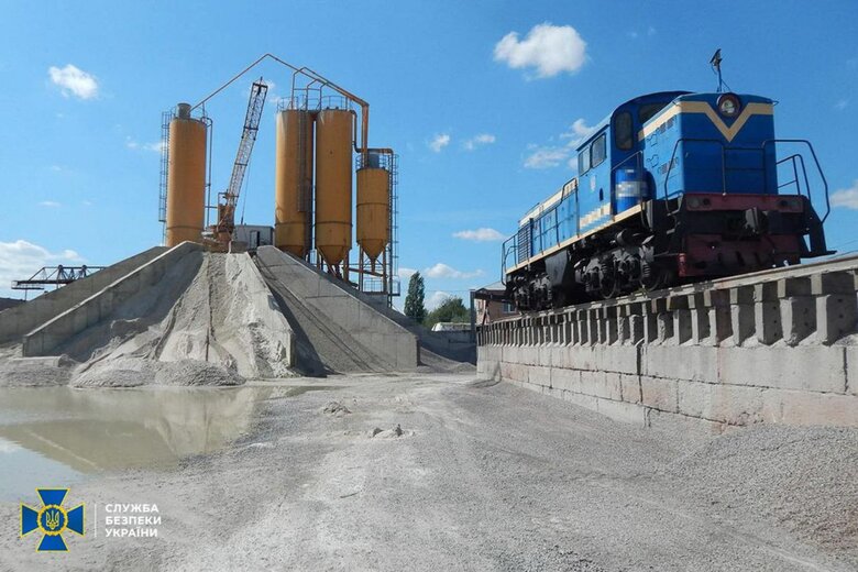 Суд арештував майно братів Медведчука та Козака ще на 400 млн грн