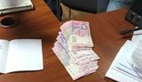 Чиновник Держгеокадастру затриманий на Донеччині під час одержання 6,4 тис. грн хабара, - прокуратура. ФОТО
