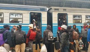 "Укрзалізниця" оприлюднила графік евакуаційних поїздів на 14 березня