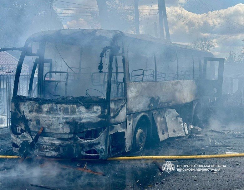 орожий обстріл Дніпровського району: є жертва та поранений