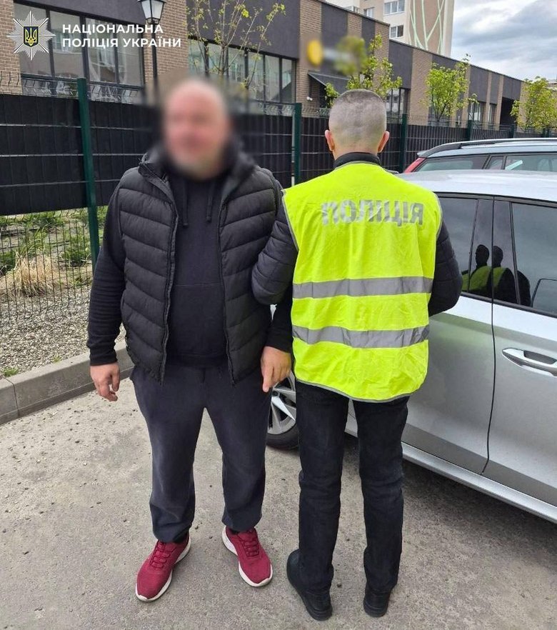 Полиция Киева задержала мужчину, устроившего стрельбу в Святошинском районе