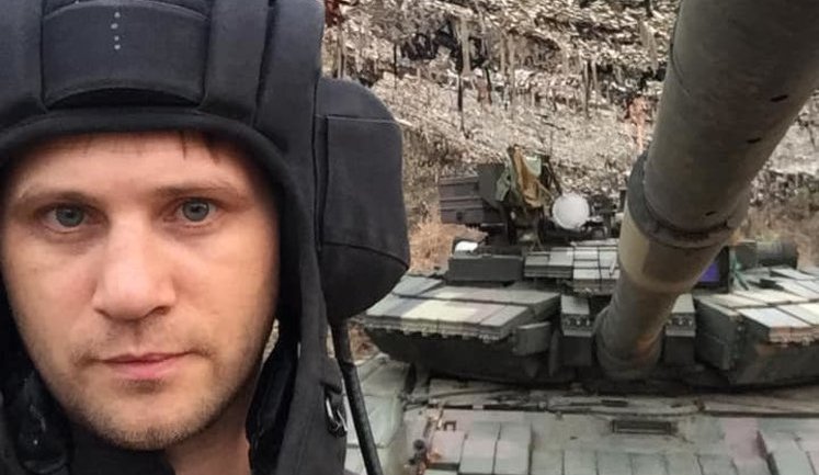 Танкіст Пантюшенко, який майже 5 років провів у полоні бойовиків, повернувся на фронт