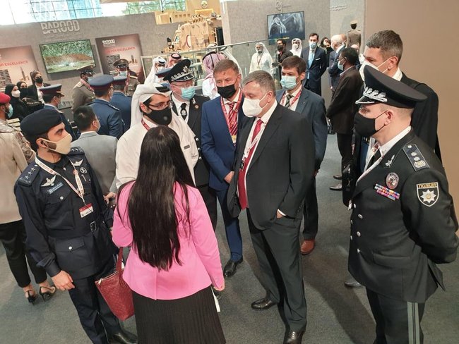 Аваков обговорив з премєр-міністром Катару співробітництво у військово-технічній сфері 02