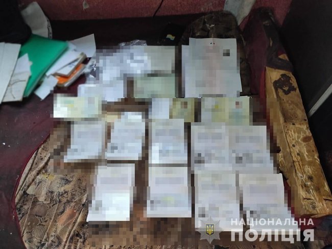 Правоохоронці України та Франції ліквідували міжнародний канал торгівлі людьми. Жертвами зловмисників стали понад 100 осіб 07