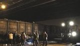 "Перевозчик" по-крымски: в Керчи "Субару" спрыгнула с моста на поезд. ФОТОрепортаж