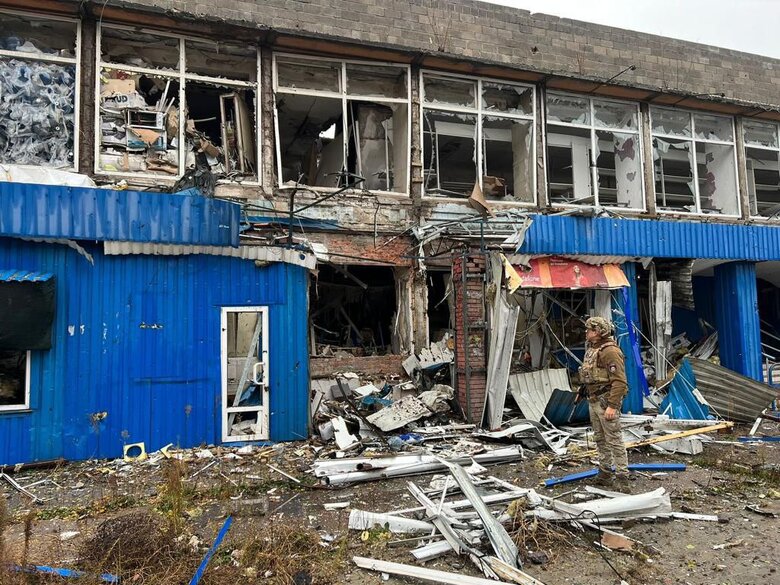 Наслідки ударів РФ по Донеччині: Пошкоджено будинки, поранено 1 особу 03