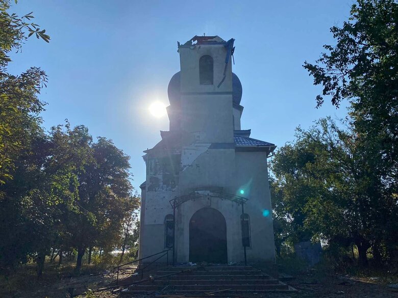 Russians damaged church in Kherson region with shelling 01