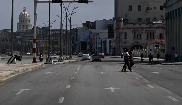 Більша частина Куби залишилася без електрики через ембарго США
