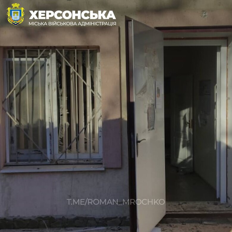 Consequences of shelling of Antonivka in Kherson region 06