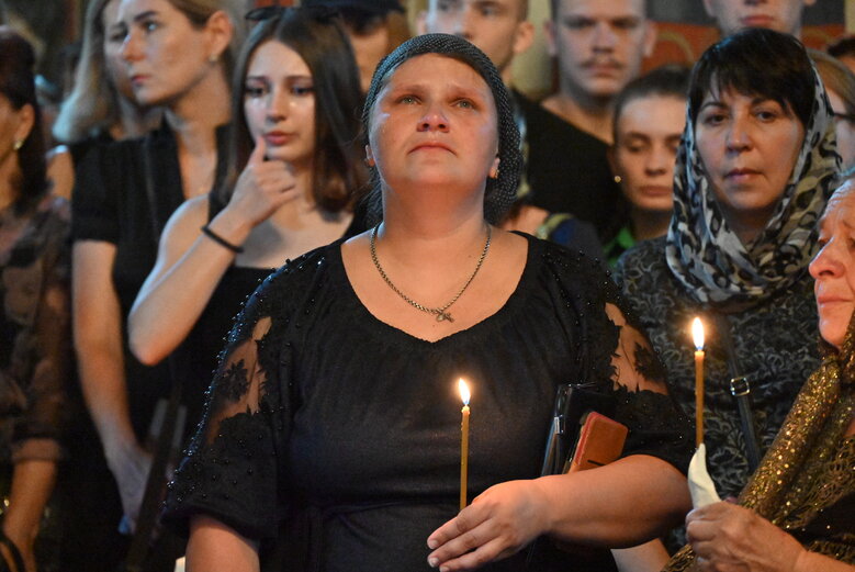 Із захисником України 21-річним Владиславом Онищенком попрощалися в Києві 07