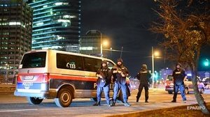 Число жертв теракта в Вене выросло до четырех, 17 человек ранены
