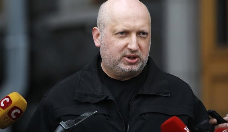 Turchynov urges Internet access providers to start instantly blocking Russian content