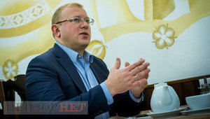Украинцев из Канады эвакуируют спецрейсом МАУ в четверг, - посол Шевченко
