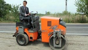 Ручной контроль скорости на дорогах не планируется, – Омелян
