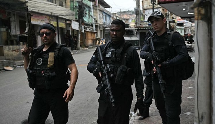 Война с наркокартелями в Бразилии: задействованы FPV-дроны, более 80 погибших. ФОТОрепортаж