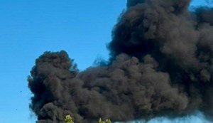 Рашисти вдарили по Павлограду: горить торгівельний комплекс (оновлено). ФОТО