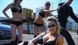Российские FEMEN скрывают "протест" в купальниках. ФОТОрепортаж