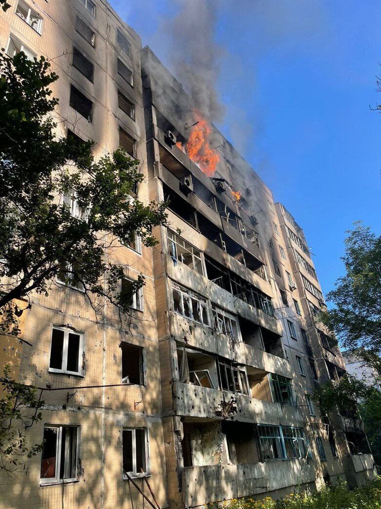 Авдеевка подверглась массированному артобстрелу, по Соледарской громаде нанесен авиаудар, - ОВА 01