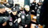 Fight in Pechersk Court - Police Breaking Legs of Deputy Denisova. PHOTOS