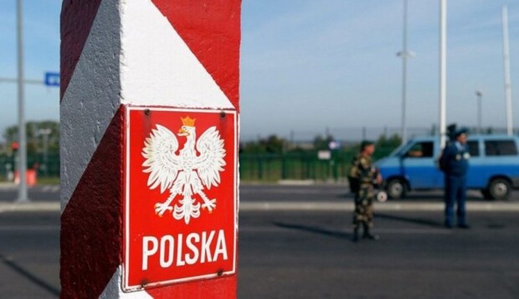 Польща відмовилася від проєкту спрощеного працевлаштування іноземців