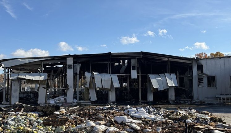 Росія дронами знищила макаронний завод на Харківщині. ФОТОрепортаж