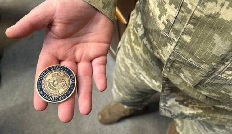 HIMARS battery commander Chernyavsky received award from US President Biden. PHOTOS