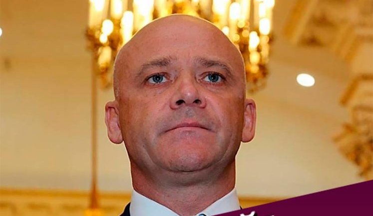 Новий слоган кампанії Порошенка "Думай" блогери присвятили Гладковському, Кернесу і Труханову. ФОТОжаби