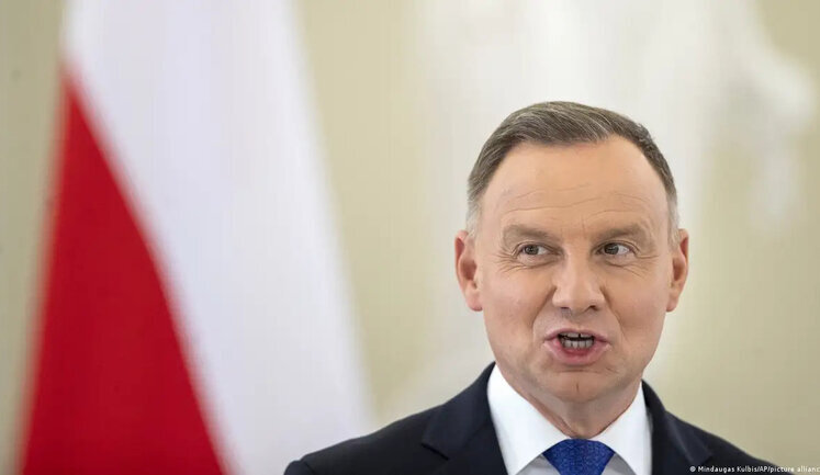 Україна - мов потопаючий, може затягнути на глибину, - Дуда про заборону експорту українського зерна