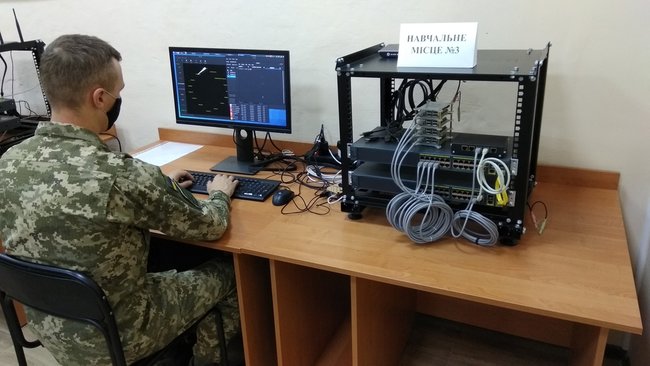 Навчальний кіберполігон відкрили в Житомирському військовому інституті 02