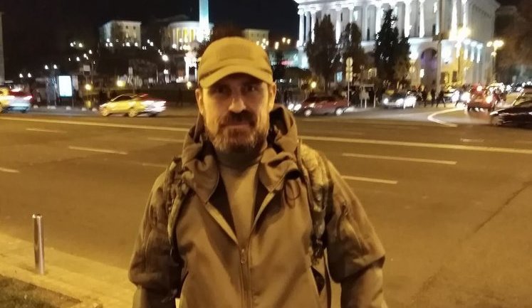 "Несогласен с действиями власти", - ветеран Микитенко совершил самосожжение на Майдане, сейчас он в коме