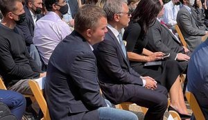 Милованов пафосно на каналі Ахметова закликав українців економити, водночас сам носить кросівки за 800 євро, - Березовець. ФОТОрепортаж