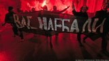 В центре Москвы развернули огромный баннер: "Вас наеб#ли!". ФОТО
