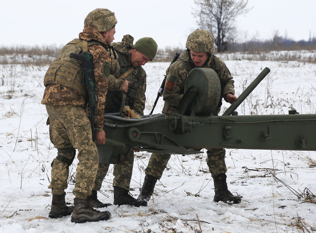 Артилеристи бригадних груп провели навчання в зоні ООС 06