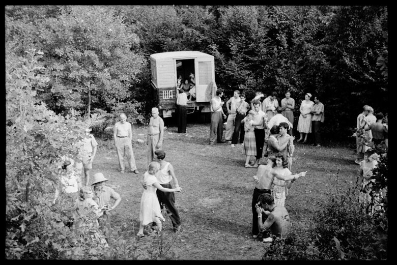Війна — не привід для цензури, - інтерв’ю з фотографом Максимом Дондюком 30