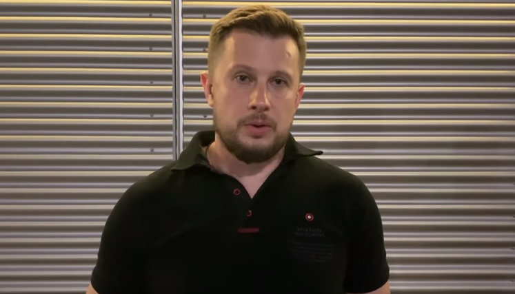 Билецкий - Зеленскому: "Если вы не захотите за 24 часа справиться с информационной оккупацией, мы возьмем это на себя". ВИДЕО