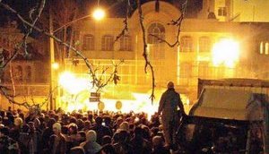 Жители Тегерана устроили погром в посольстве Саудовской Аравии. ВИДЕО+ФОТО