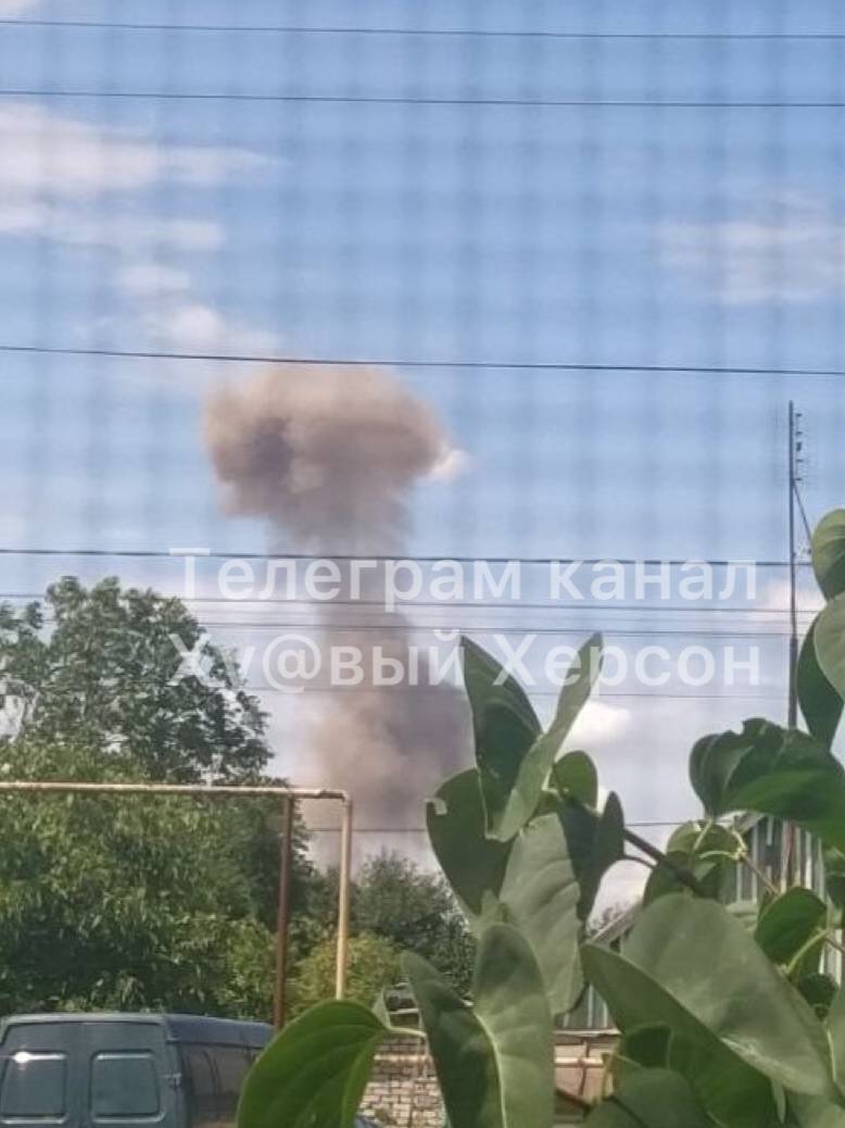 В оккупированном Херсоне прогремел мощный взрыв 05