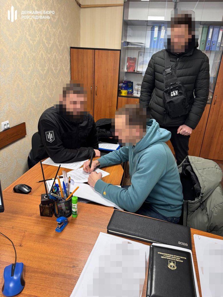 вкрав обладнання для ППО